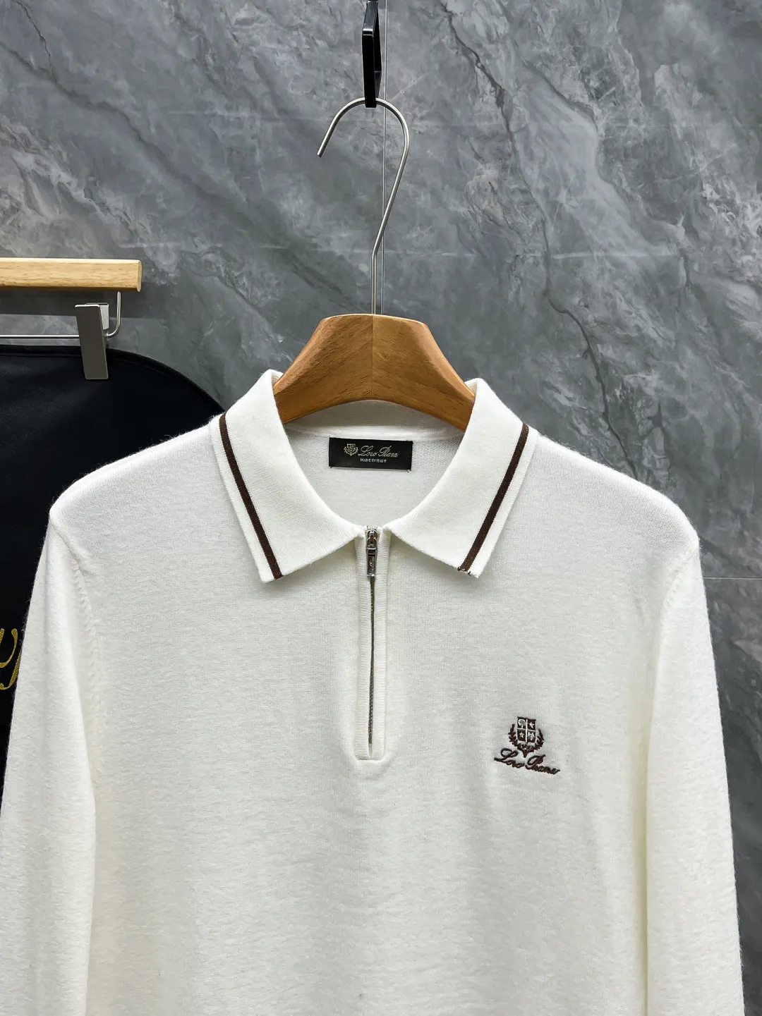 L Autumn and winter half-zip cashmere sweater Polo sweater, custom-made cashmere blended fabric, soft and waxy fabric, matte high-end texture, full three-dimensional texture of the body, keeping warm at the same time, great for spring and autumn alone, or layered with a jacket in winter, neat Polo lapel design, the collar shape is well-shaped, and it is not easy to turn out and collapse the collar; half-open metal zipper, Size: M‑XXXL